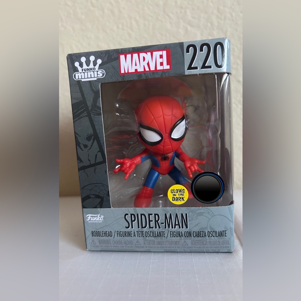 Spider-Man Glow in the Dark Marvels Funko Minis